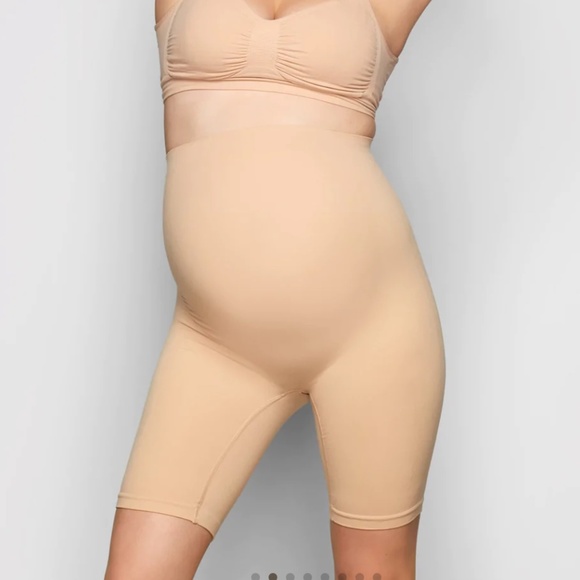 SKIMS MATERNITY SCULPTING SHORT MID THIGH - Picture 9 of 12